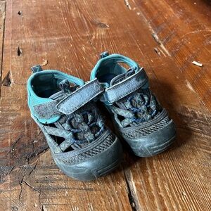 OshKosh B'gosh Teal and Charcoal Water Shoes